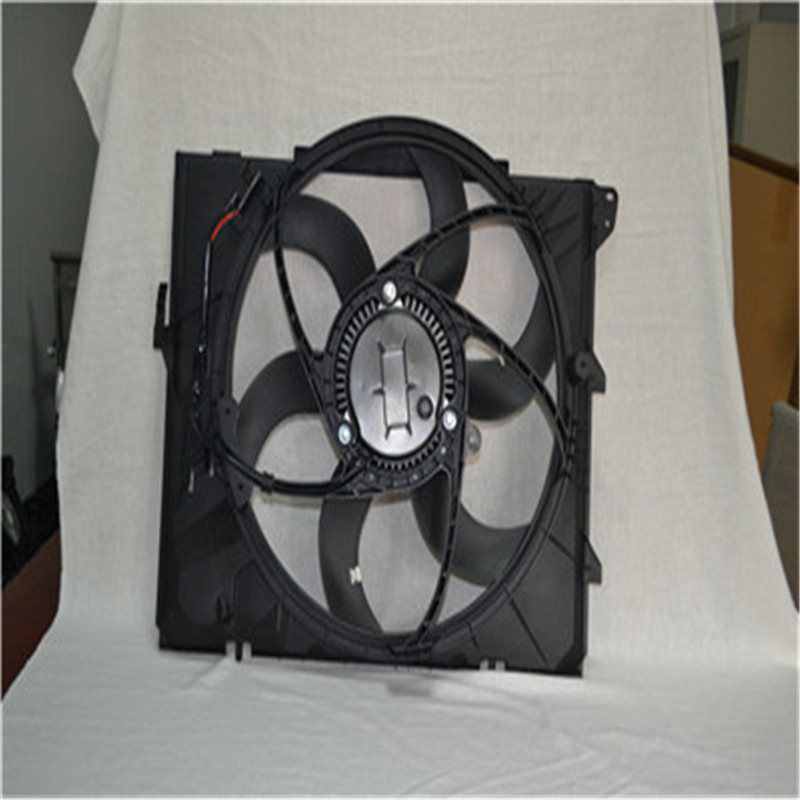 Auto Engine Electric Cooling Fan 17117590699 17427523259 For BMW E90
